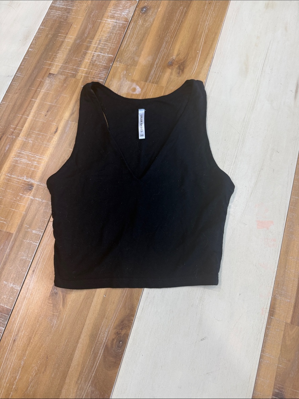 Lulu's Black V-Neck Cropped Tank Top
